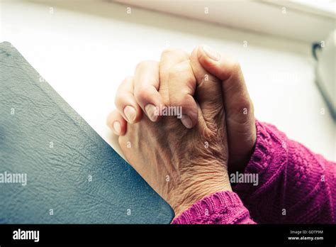 Elderly Hands Bible Hi Res Stock Photography And Images Alamy