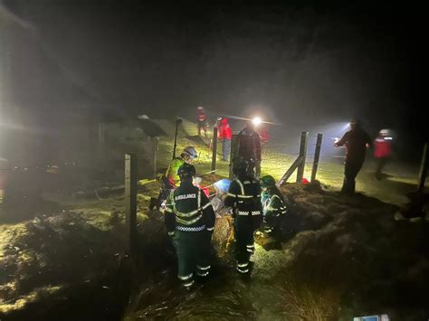 Cavers Trapped In Dangerous Abandoned Mineshaft For 14 Hours Plymouth