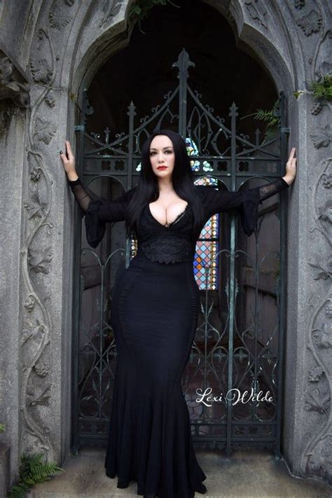 Lexi Wilde As Morticia Addams Cosplay Cosplays