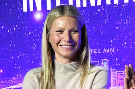 Gwyneth Paltrow Poses With Her Daughter And Mother For New Goop Summer Dress Launch