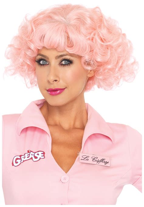 The cheerleader version of sandy is the sweetest grease costume for little girls. Pin on Holidays
