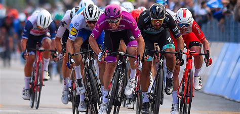 It was the first truly modern sports helmet, and the rest is history. Giro 2020: Voorbeschouwing sprintetappe naar Asti ...