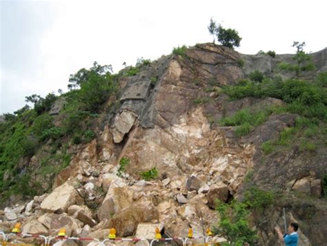 Landslides occur when the slope (or a portion of it) undergoes some processes that change its condition from stable to unstable. Hong Kong Slope Safety Website of Geotechnical Engineering ...