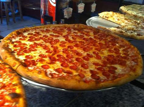 Top 10 Pizza Places In Pittsburgh
