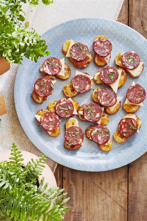 Chorizo And Manchego Crostini Recipe Appetizer Recipes Fall