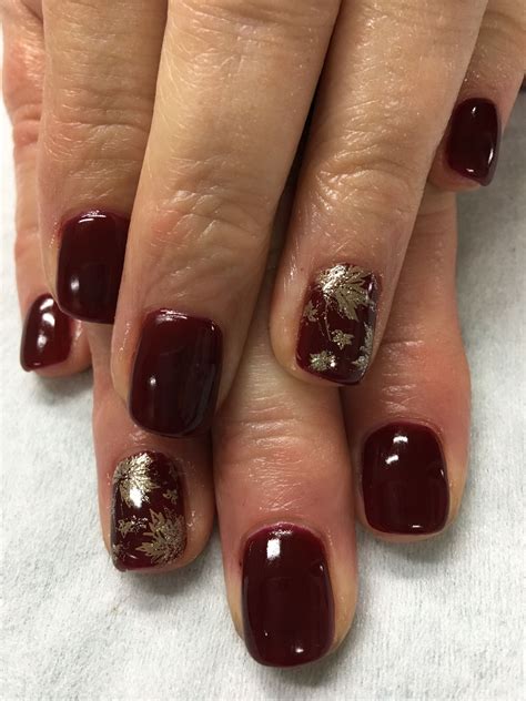 Autumn Nails With Gold