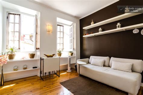 Sehr sicher und sehr komfortabel. Bright & cozy apartment in Alfama. in Lissabon ...