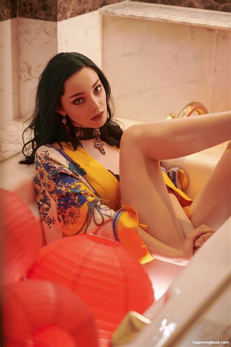 Emma Dumont Nude The Fappening Photo Fappeningbook