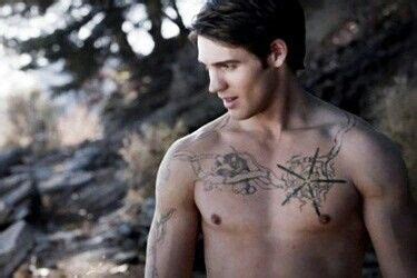 Vampire Hunter Jeremy Gilbert The Vampire Diaries Steven Mcqueen Vampire Diaries Steve R