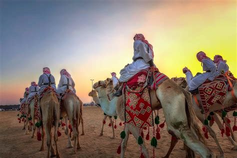 Biasanya sebelum melaksanakan haji/umroh seseorang akan membuat sebuah acara yang bertujuan untuk melakukan syukuran dan minta doa untuk keberangkatan ke tanah suci. Inilah Masa Kecil Nabi Muhammad yang Terjaga dari Maksiat ...