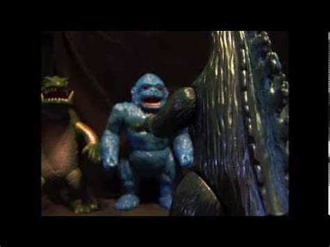 Godzilla vs king kong epic rap battles video games vs history extended remastered. Gamera vs Godzilla vs King Kong | Marusan Showcase - YouTube