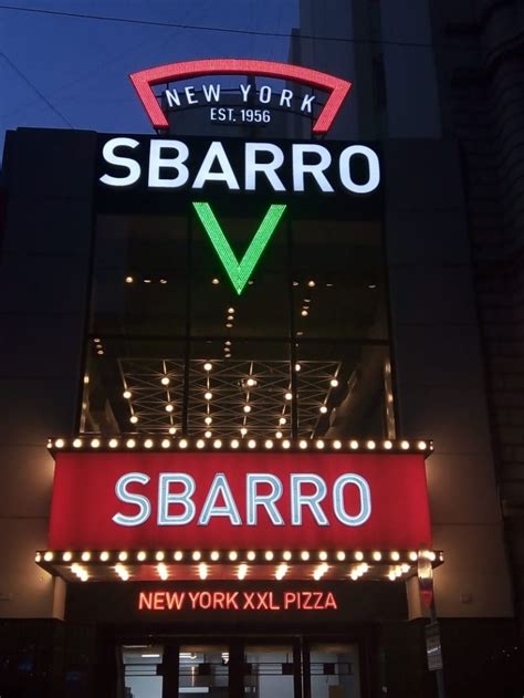 Sbarro La Cadena De Pizzerías De Nueva York Abre Su Primer Local En