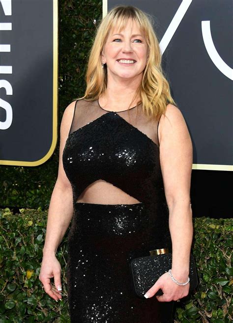 viewers question tonya harding s appearance at golden globes 2018