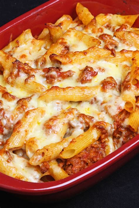 I managed to cut back the sodium content down to about 200 mg using no salt added canned food. Baked Ziti with Ground Beef (Weight Watchers) | KitchMe