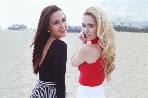 Megan And Liz Pop Musics Twin Sister Act Comes To Town Go