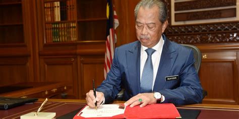 Mahathir mohamed was the prime minister of malaysia in february. Malaysia's New Prime Minister Delays Parliament Session by ...