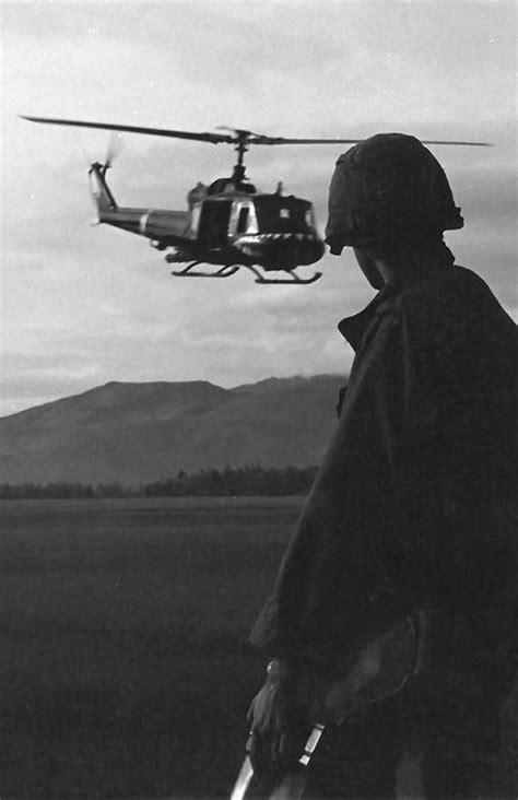 Pin On Vietnam War Black And White Photos