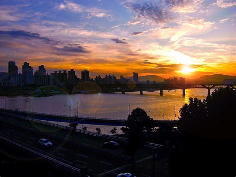 Sunrise Seoul South Korea A View From My Hotel Room Hot Flickr