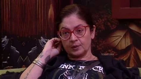 bigg boss ott 2 pooja bhatt opens up on her broken marriage says divorce felt like death