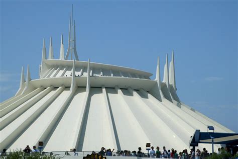 Man Who Designed Space Mountain Takes One Final Ride On Popular