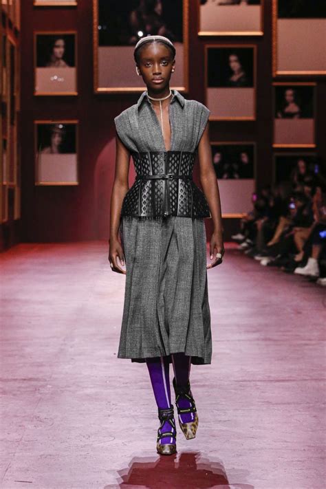 Corsets At Dior Autumn Winter 2022 2023 Fashion Fall Winter Trends