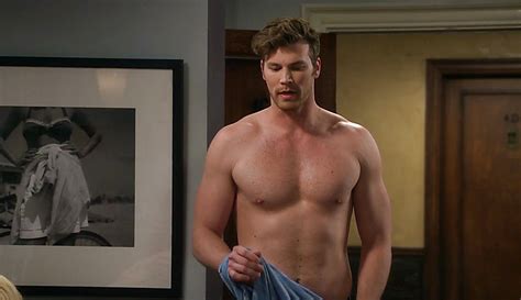 Pin By Enki Bilal On Derek Theler Derek Theler Baby Daddy Frat Boy