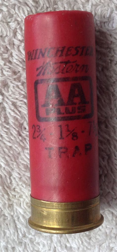 WINCHESTER WESTERN AA PLUS 12 GAUGE SHOTGUN SHELL SMOOTH RED PLASTIC