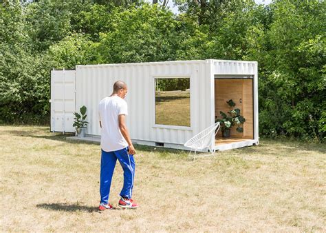 Amazing Retail Stores Build Out Of Reclaimed Shipping Containers