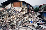 921地震24周年／攝影圖輯回顧－從他的鏡頭看見不能忘記的傷口 - 今周刊