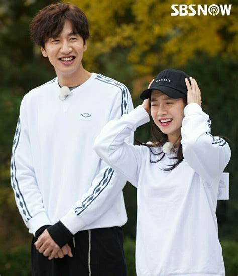 First, when it was song ji hyo's turn, lee kwang soo began by apologizing to her for treating her so roughly even though she was a girl. Song Ji Hyo and Lee Kwang Soo, Running Man ep. 325 ...
