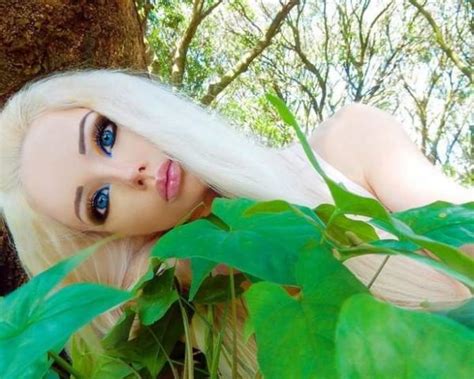 Without Makeup This ‘human Barbie Actually Looks Likea Normal Person