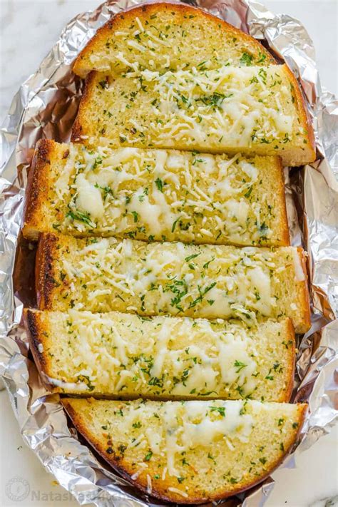 Easy Garlic Bread Recipe