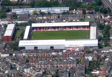 This is a momentous announcement and a great day for everyone involved with the club. "Dijkhuizen logische keuze van Brentford F.C"