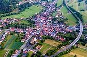 Luftaufnahme Wildflecken - Dorf - Ansicht am Rande von Feldern im ...