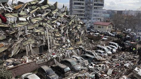Why Buildings Collapse In Earthquakes