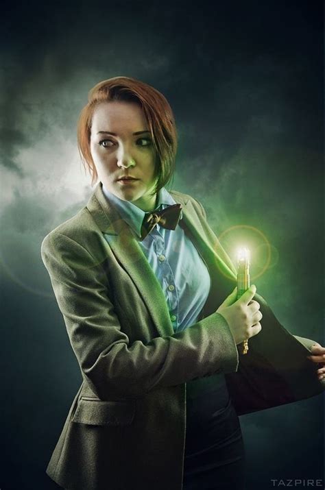 19 Fiercely Feminine Doctor Who Cosplays Omg I Want That Outfit I