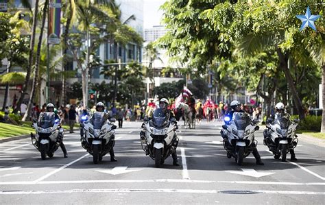 Aloha Aina Unity March Draws Thousands To Waikiki Honolulu Star