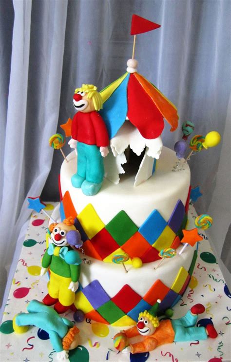 Circus Clown Cake