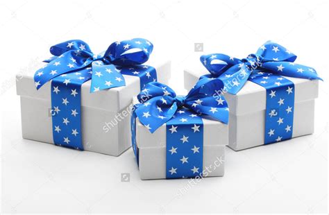 Memorable personalized gifts made by you. 15+ Gift Packaging Designs | Design Trends - Premium PSD ...