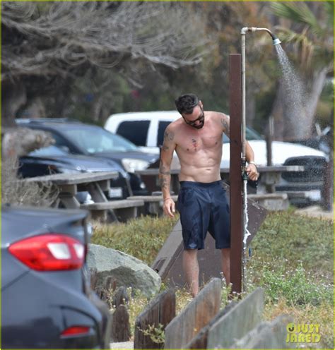 Brian Austin Green Shows Off His Shirtless Physique At The Beach In