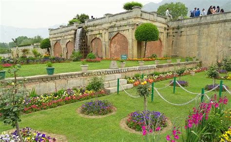 Nishat Garden Srinagar Nishat Bagh Visiting Time Kashmir Tourism