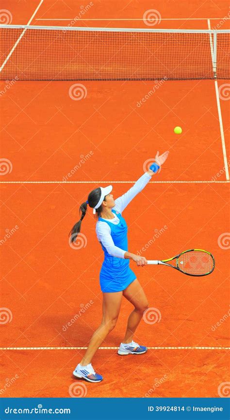 portion de joueur de tennis d ana ivanovic image stock éditorial image du revers bille 39924814