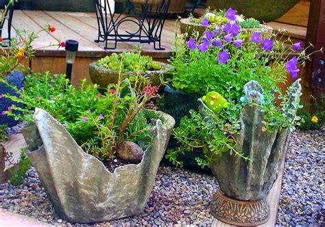 Step By Step Diy To Create Concrete Planter With Old Towel