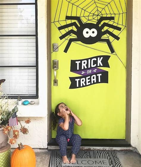 12 Diy Halloween Door Decorations Ideas Munchkins Planet