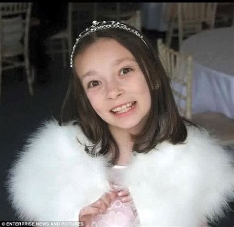 Amber Peat Was Found Hanged Three Days After Her Disappearance Daily Mail Online