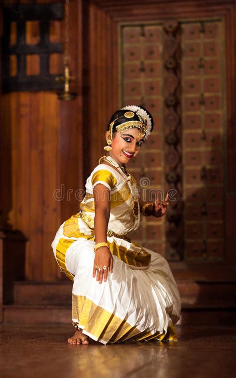 beautiful indian girl dancing mohinyattam dance in fort cochin editorial stock image image of