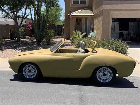 1969 Volkswagen Karmann Ghia Roadster Convertible Yellow Rwd Manual