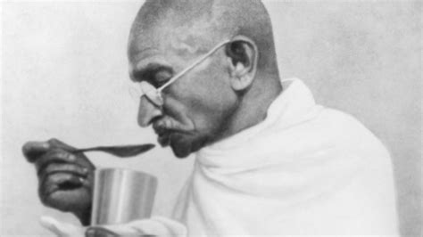 Inside Mahatma Gandhi's Search For The Perfect Diet | HuffPost Canada ...