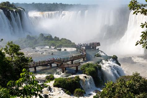 iguazu falls which side of the waterfalls should you see