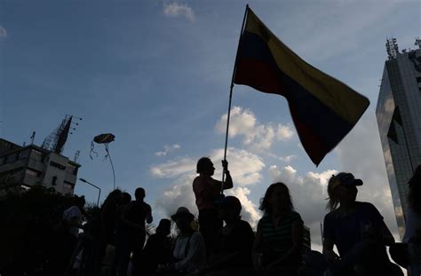 Crisis Política En Venezuela Vigilia Por Los Muertos